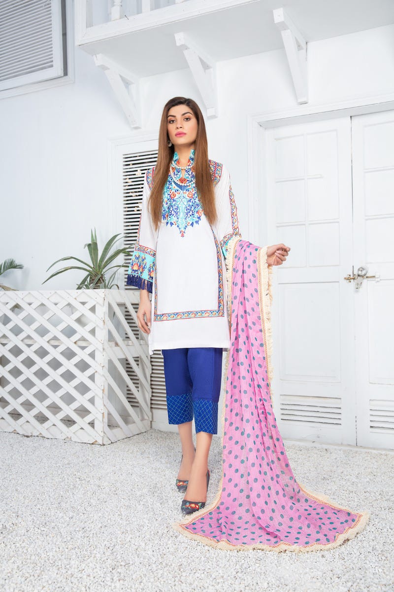Ready to Wear 3pcs Embroidered Dress by Gulwarun 10