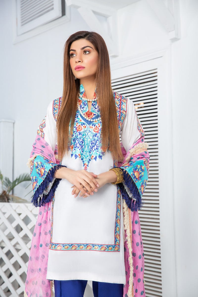 Ready to Wear 3pcs Embroidered Dress by Gulwarun 10