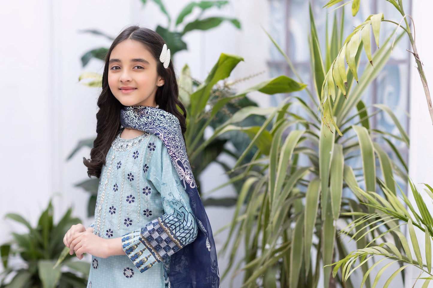 Kids Sofia 3pc Festive Embroidered Lawn 05
