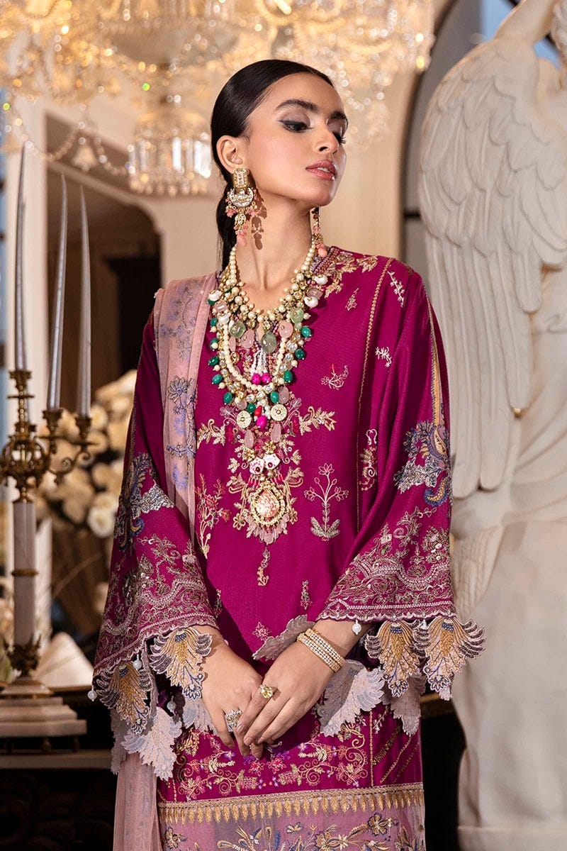 Sana Safinaz Luxury Lawn Ready to Wear Collection 04A