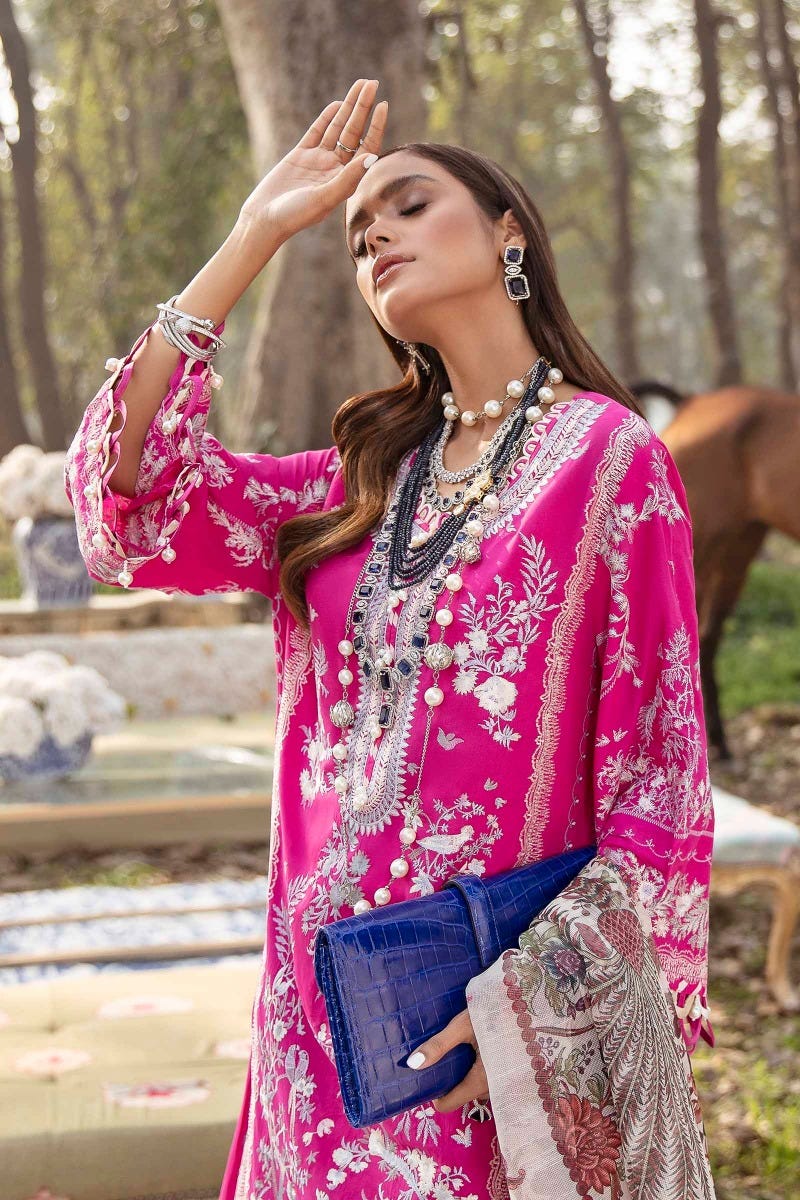 Sana Safinaz Luxury Lawn Ready to Wear Collection 05A