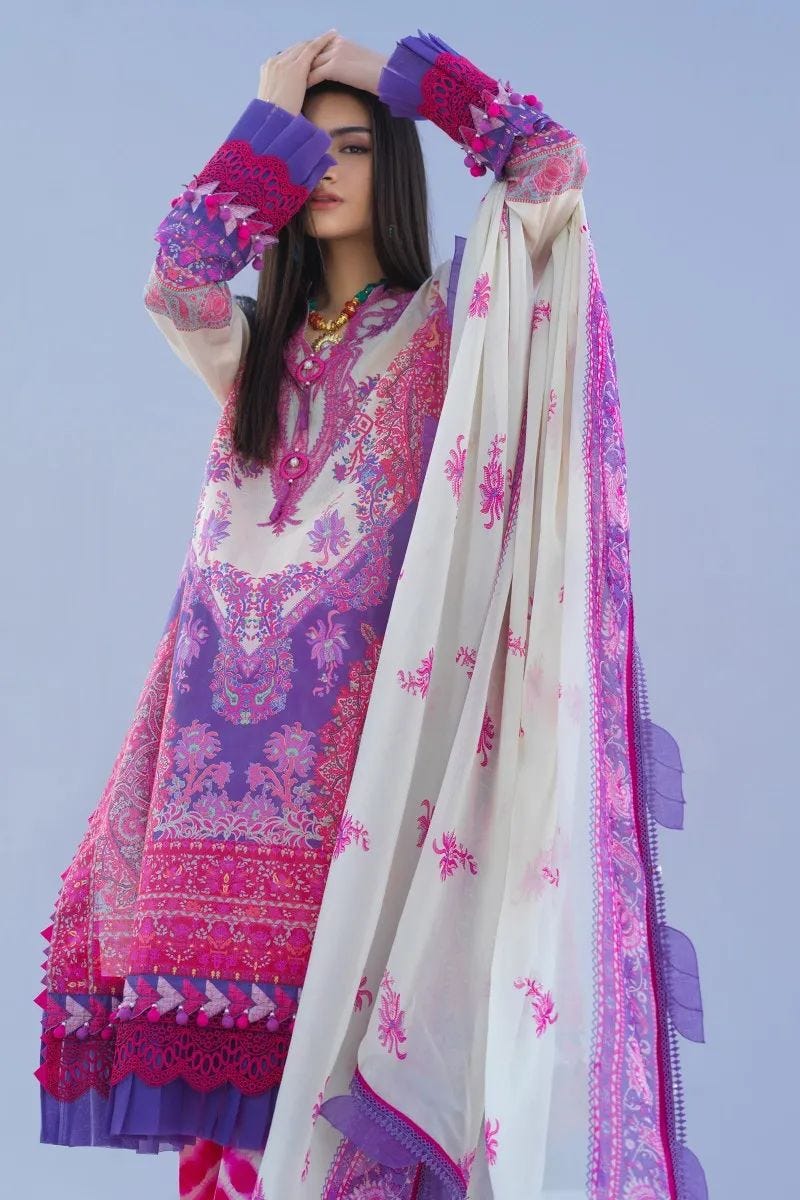 Sana Safinaz Ready to Wear Muzlin 3 Pcs Lawn Collection 17B