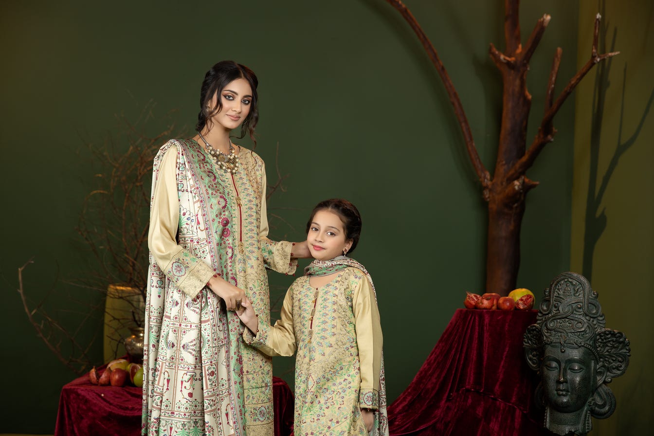 Kids Winter Ready to Wear Shawl Collection by Mona 08