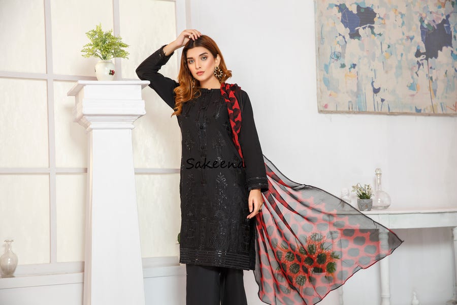 Ready to Wear Lawn Embroidered Eid Collection by Sakeena Hasan 07