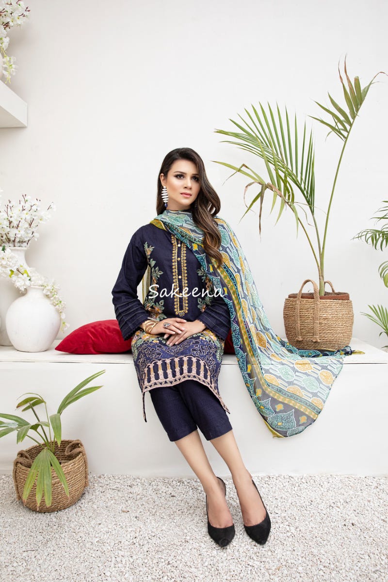 New Ready to Wear Embroidered 3 Pcs Dress by Sakeena Hasan 05