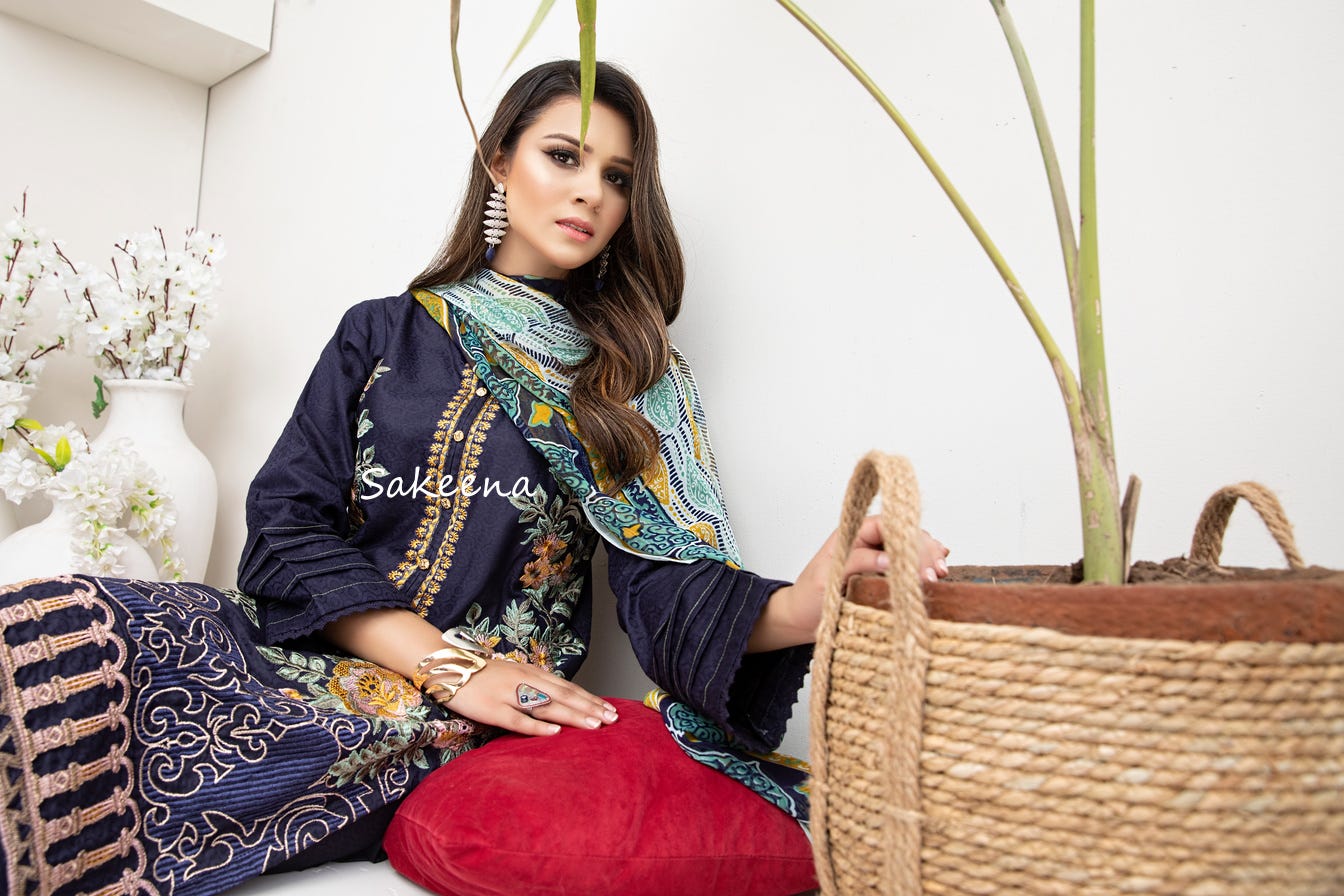 New Ready to Wear Embroidered 3 Pcs Dress by Sakeena Hasan 05