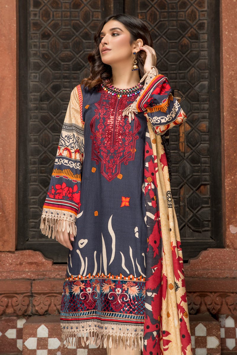 Winter Ready to Wear Khadar Emrboidered Collection by Sakeena Hasan 06