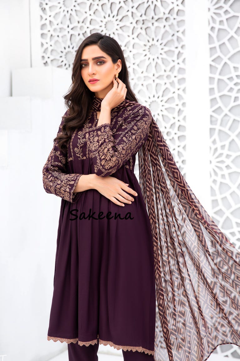 Winter Ready to Wear 3 Pcs Collection by Sakeena Hasan 08
