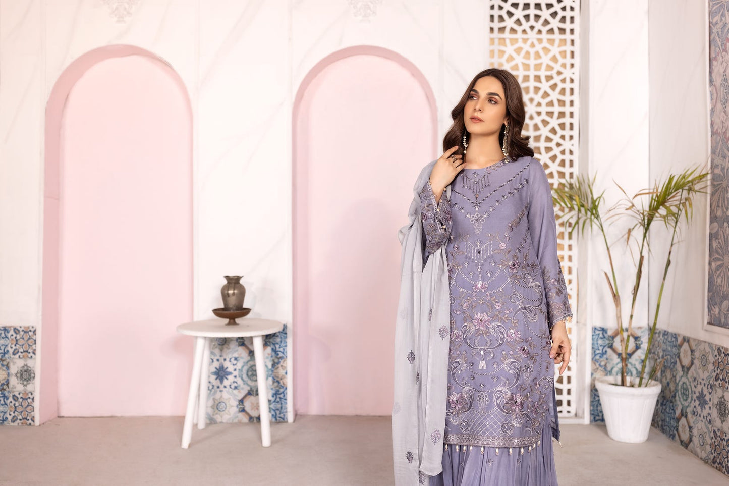 Women Chiffon Collection with Handwork by Simrans 03