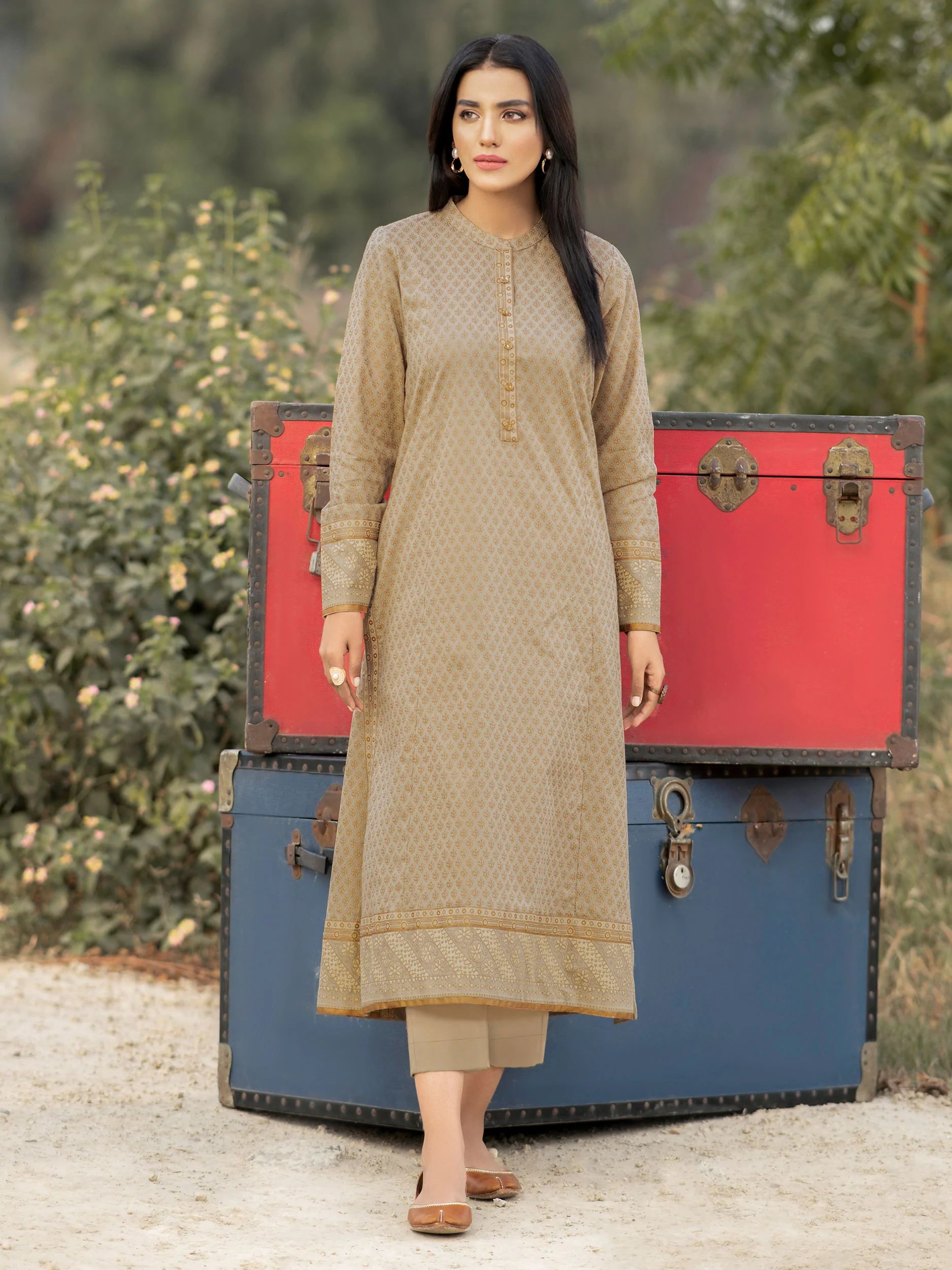 2pc Khaddar Winter Dress u555-Beige 2pc Khaddar Winter Dress u555-Beige