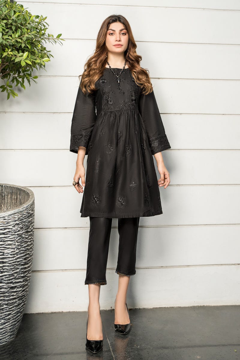 Ready to Wear Embroidered Lawn Kurta by Zaiwa 08