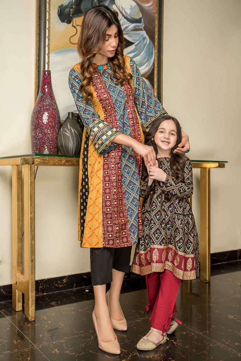 Girls Ready to Wear Lawn Kurta 15