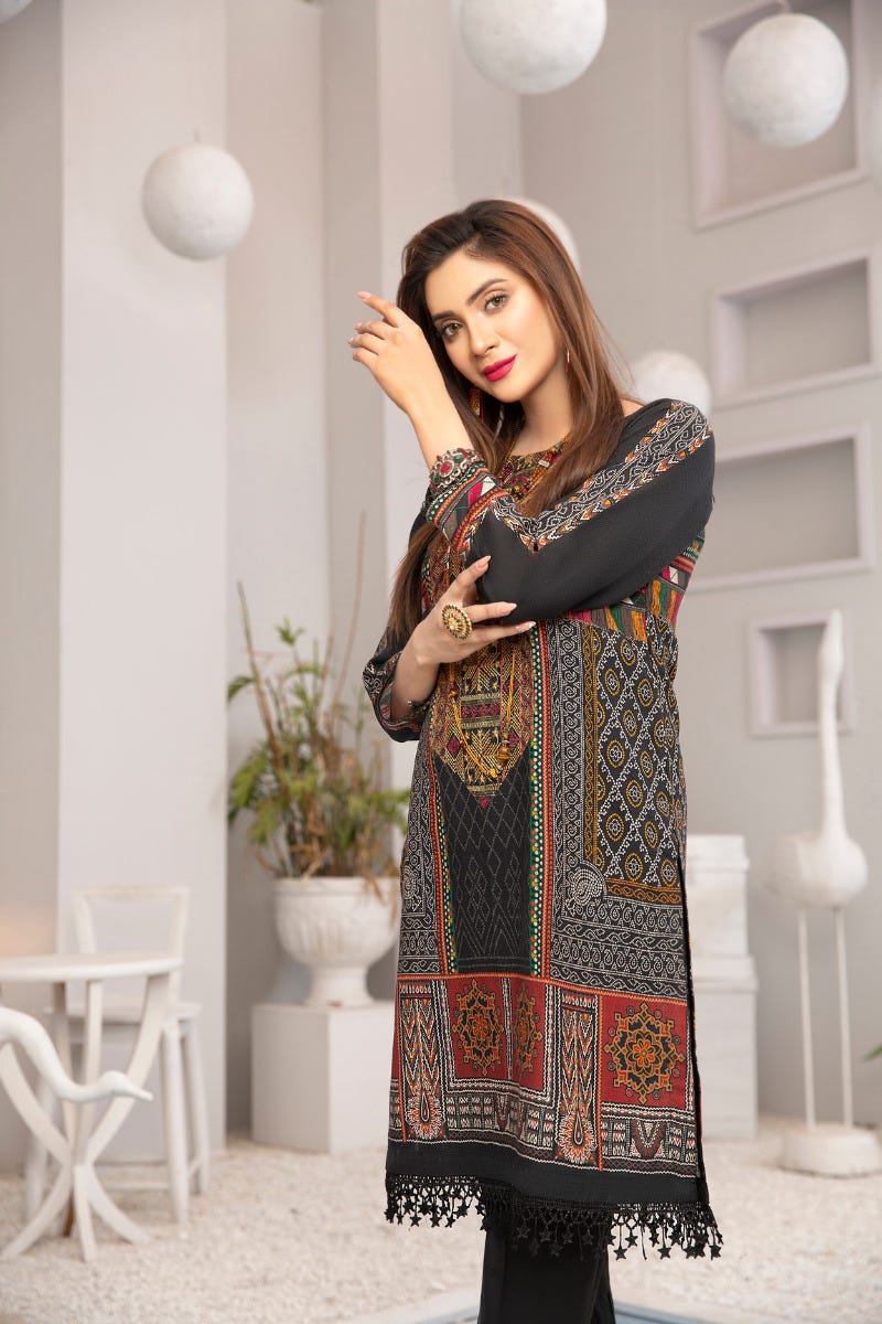 Winter 2 Pcs Ready to Wear Hand Embroidered Collection by Zaiwa 08