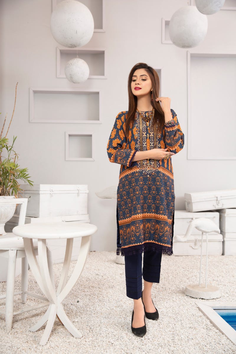 Winter 2 Pcs Ready to Wear Hand Embroidered Collection by Zaiwa 10