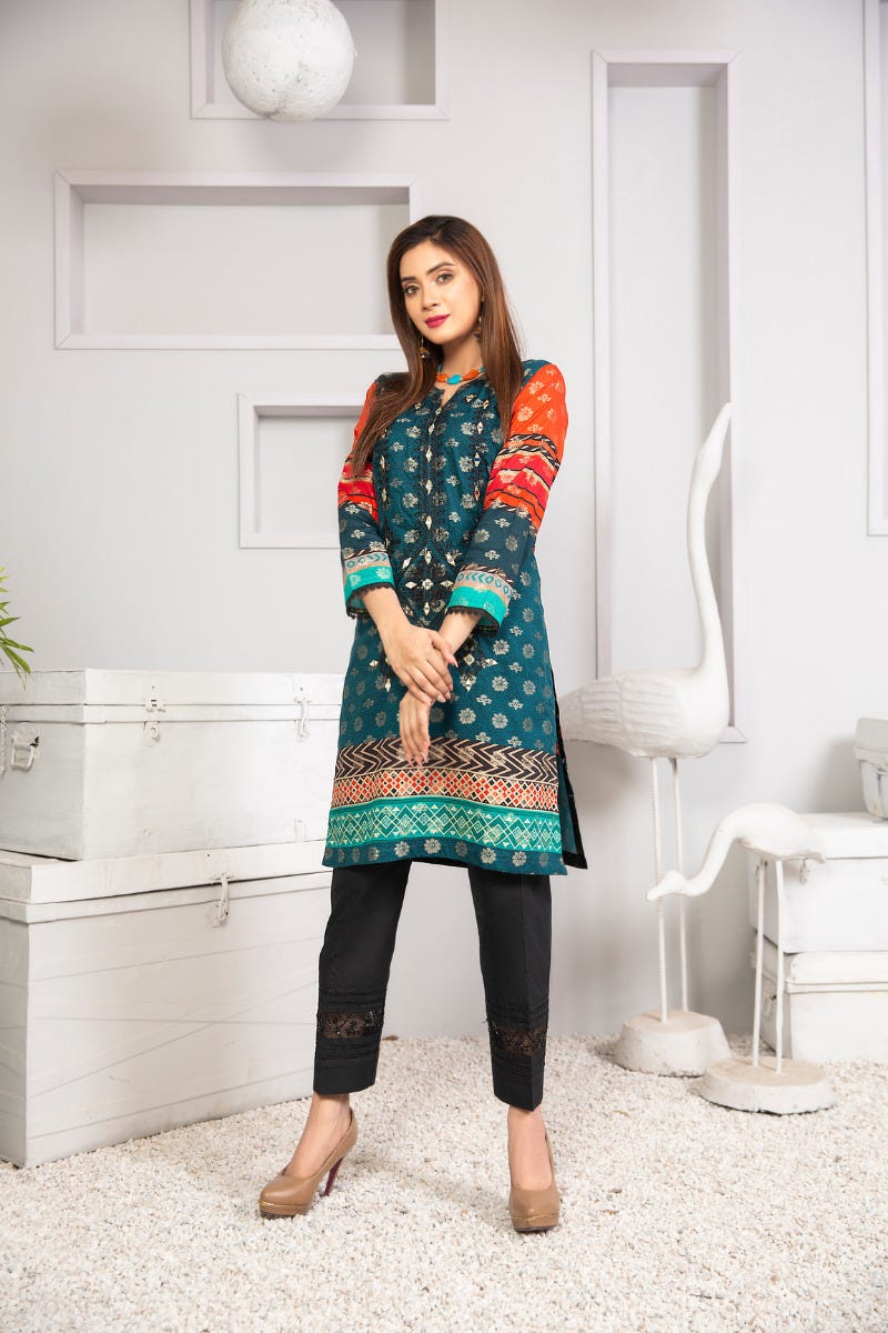 Winter Ready to Wear Kurta Hand Embroidered Collection by Zaiwa 14