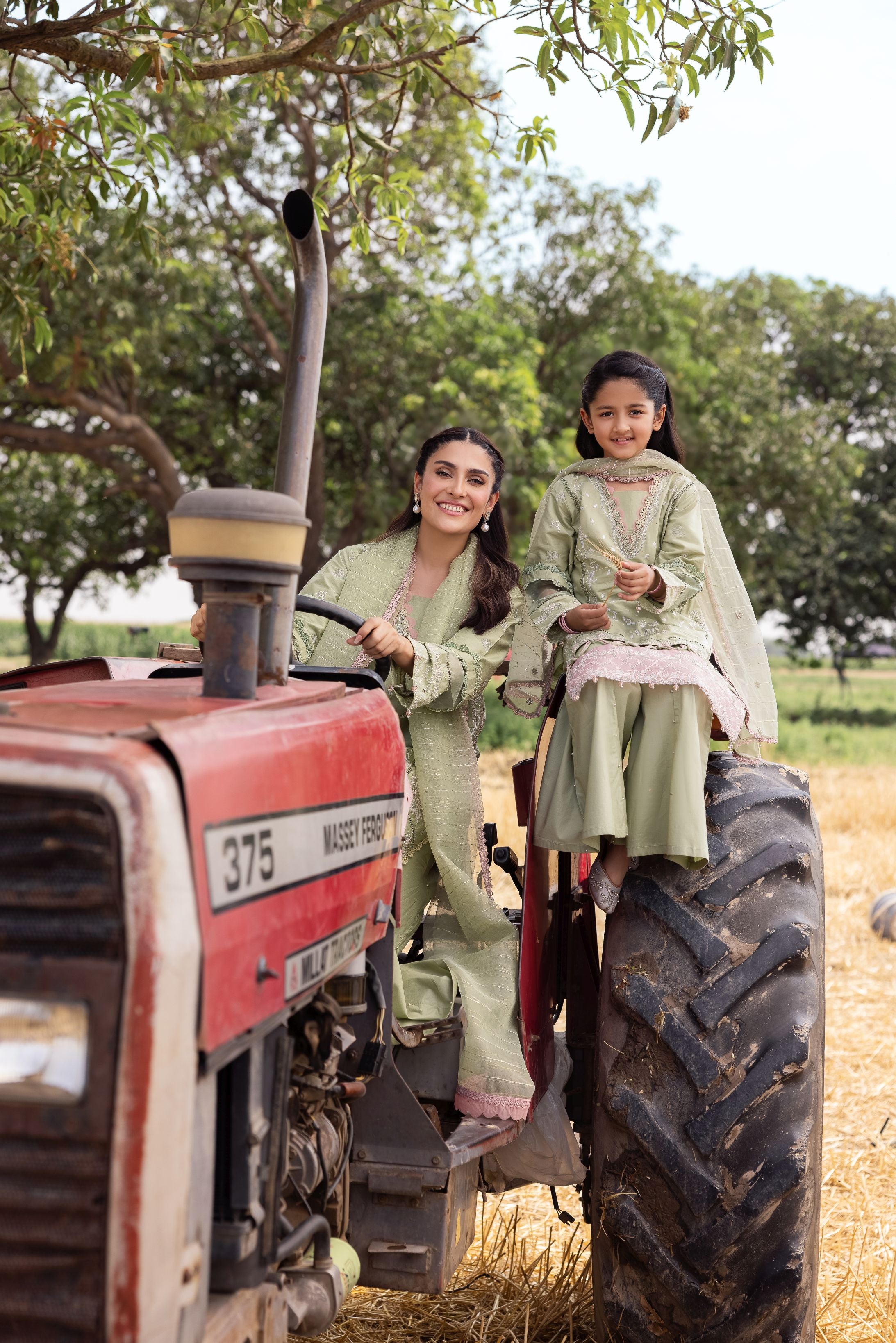 Taaron Jaisi by Mona – Matching Mother Daughter Pastel Green Shararah Outfits – TJM1