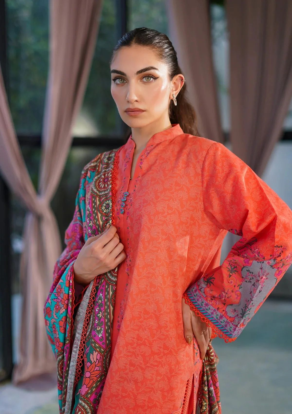 Winter Weaves by Sahar – 3pc Printed Khaddar Suit with Lace Detailing WWS1
