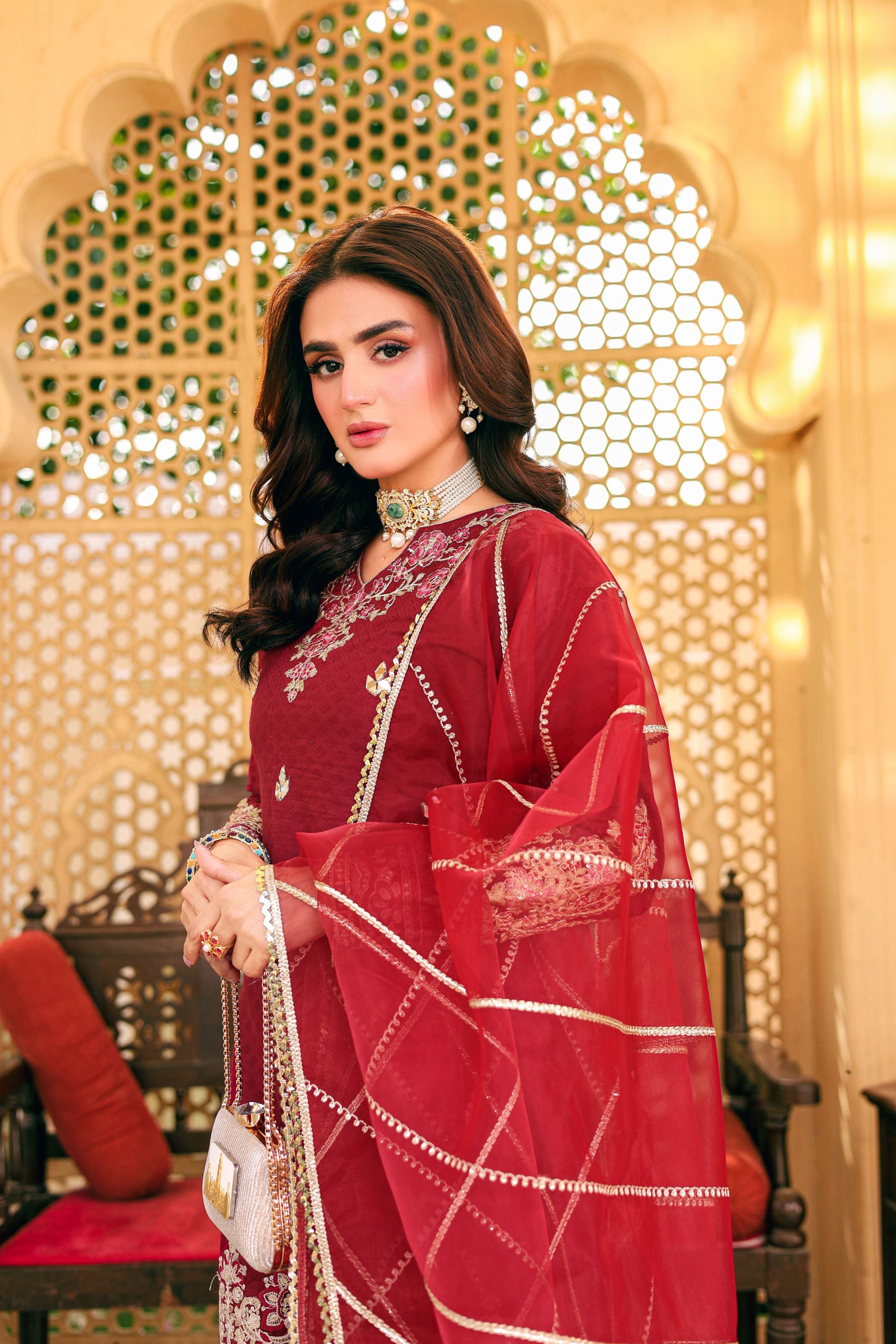 Hira Mani ft. Mona Jacquard Collection HMM6