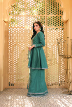 Hira Mani ft. Mona Jacquard Collection HMM5