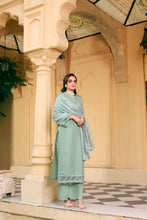 Hira Mani ft. Mona Jacquard Collection HMM2