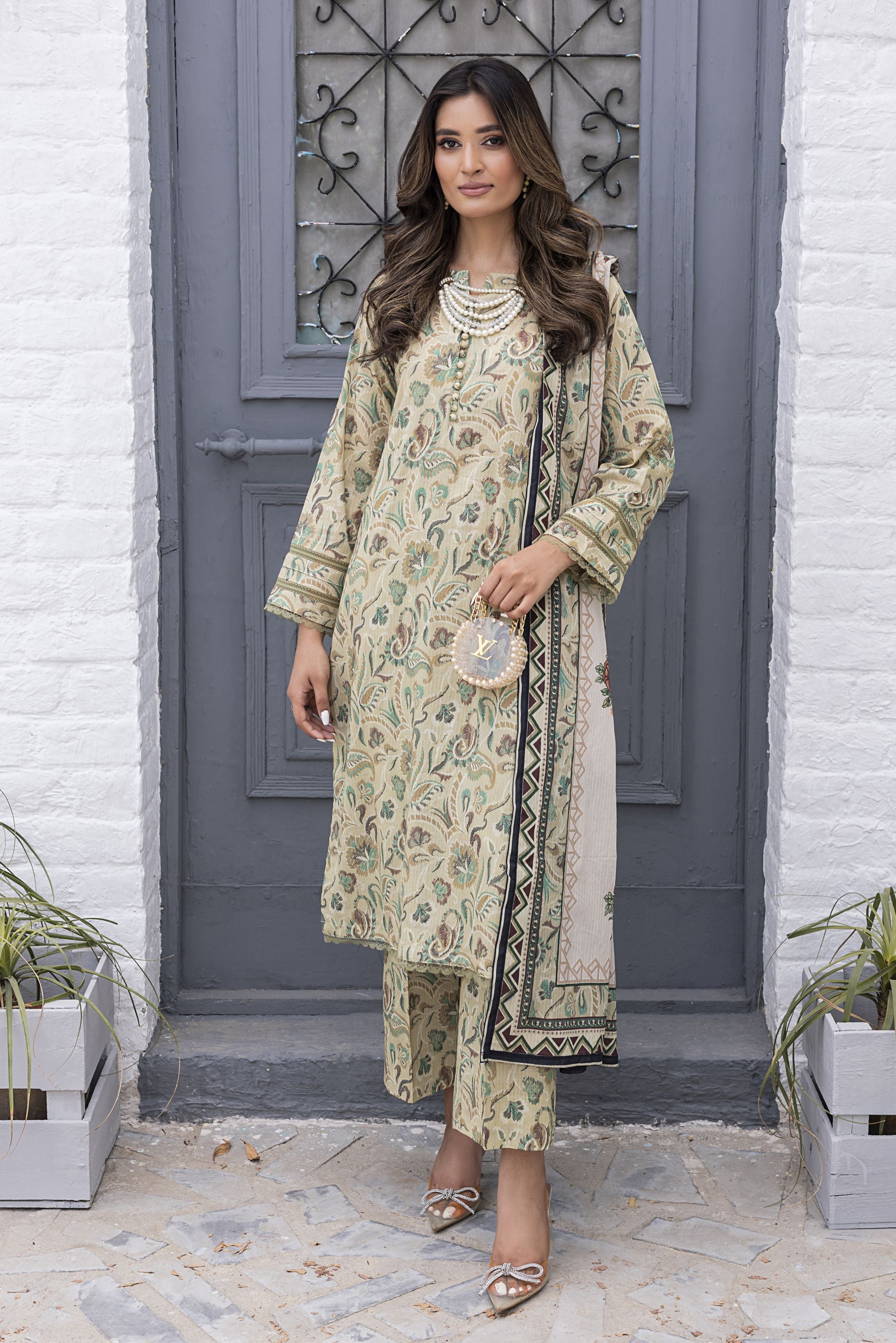 Aabpara Sage Garden Tanadora Lawn 3pc Suit – SLF6