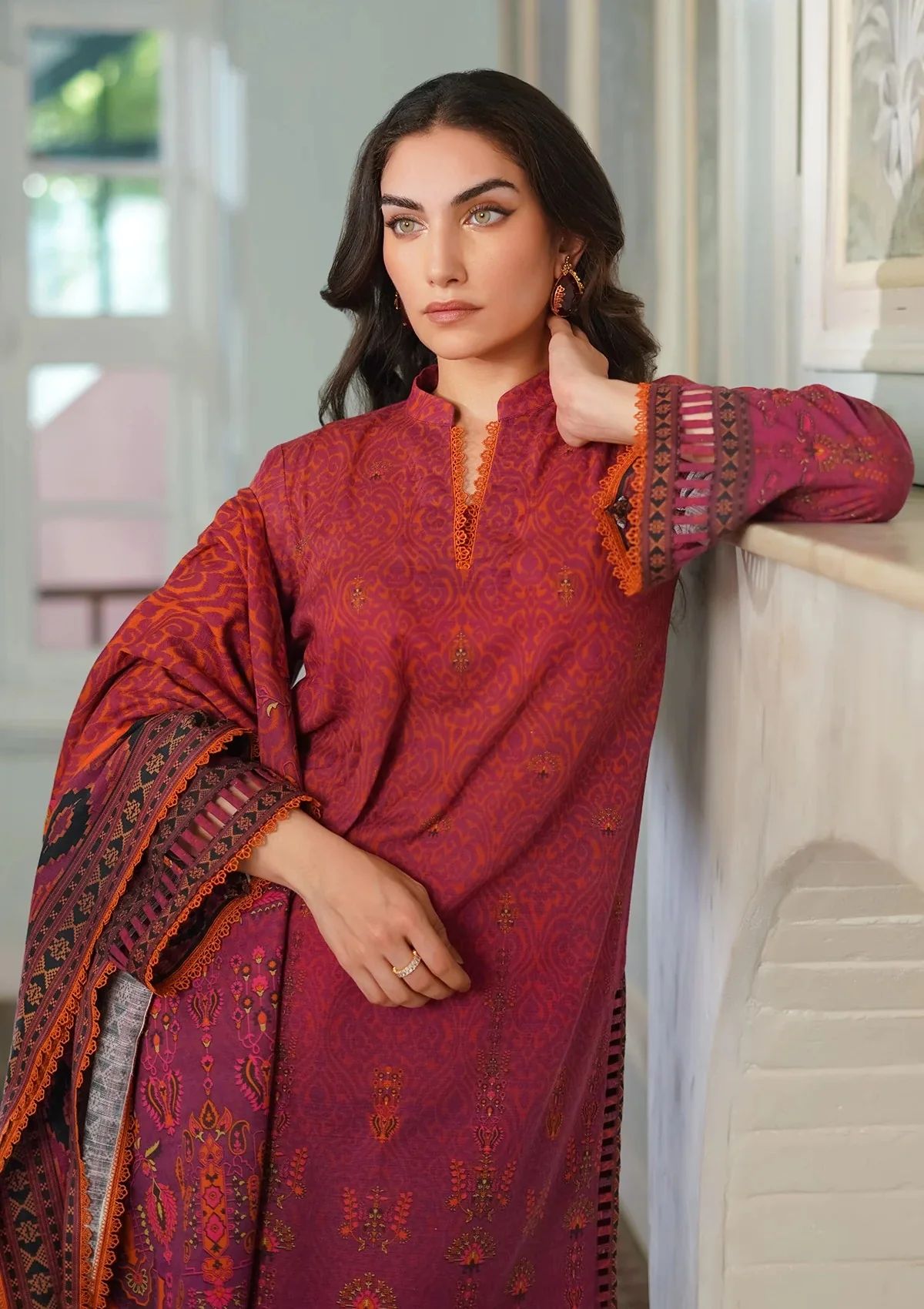 Winter Weaves by Sahar – 3pc Printed Khaddar Suit with Lace Detailing WWS5