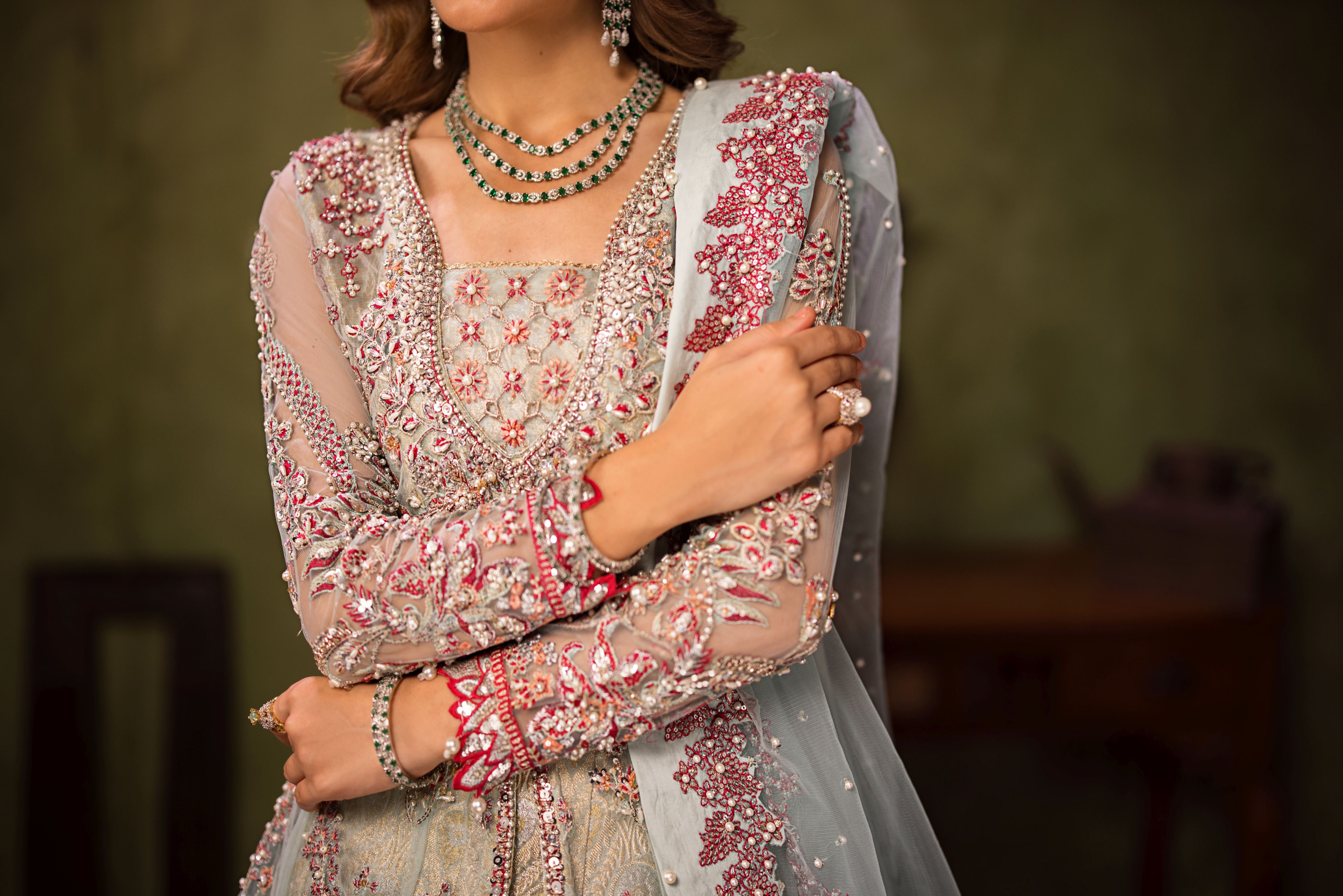 Luxury Formal Zareen Silhouettes by Aroosh ZR5
