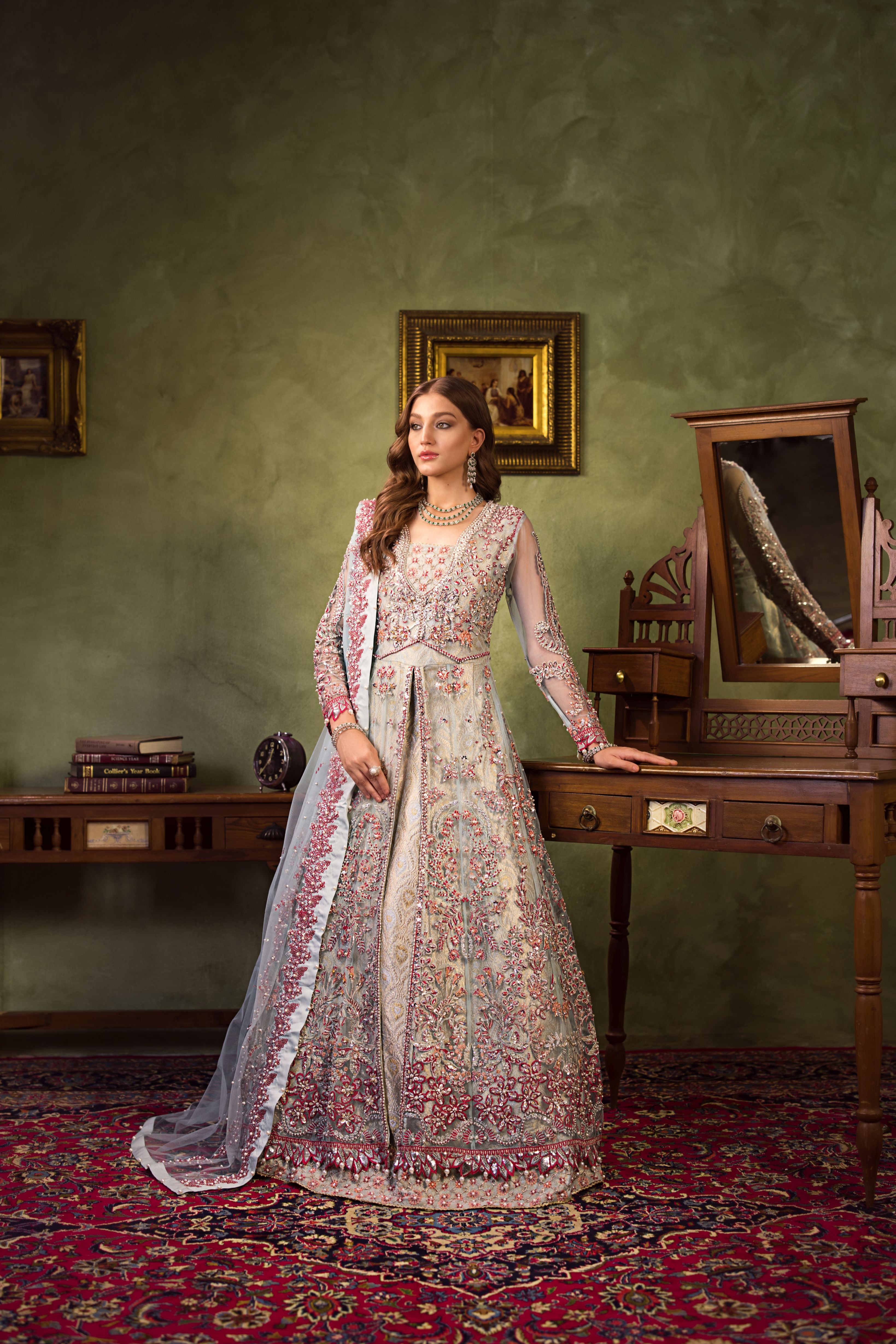 Luxury Formal Zareen Silhouettes by Aroosh ZR5