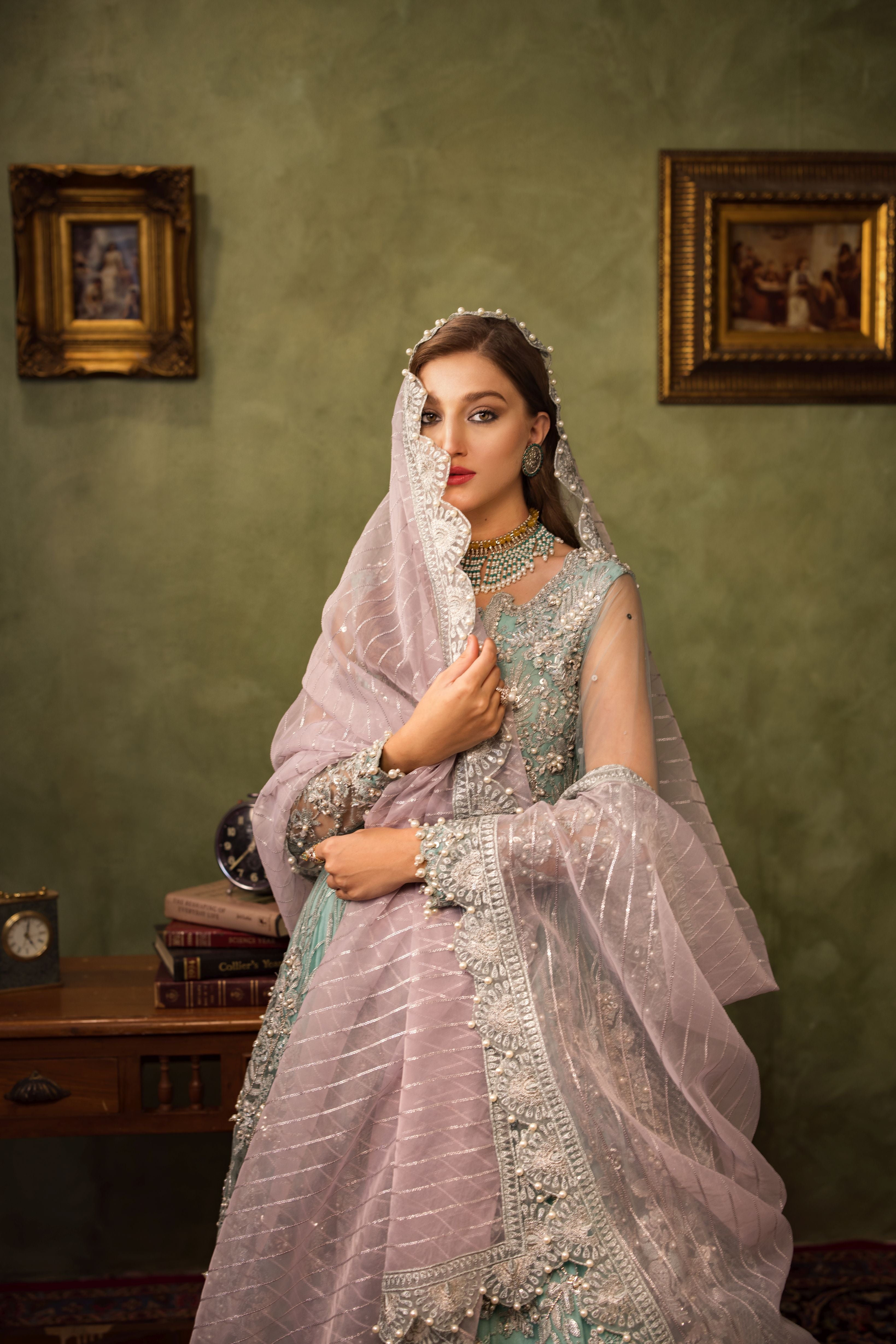Luxury Formal Zareen Silhouettes by Aroosh ZR3