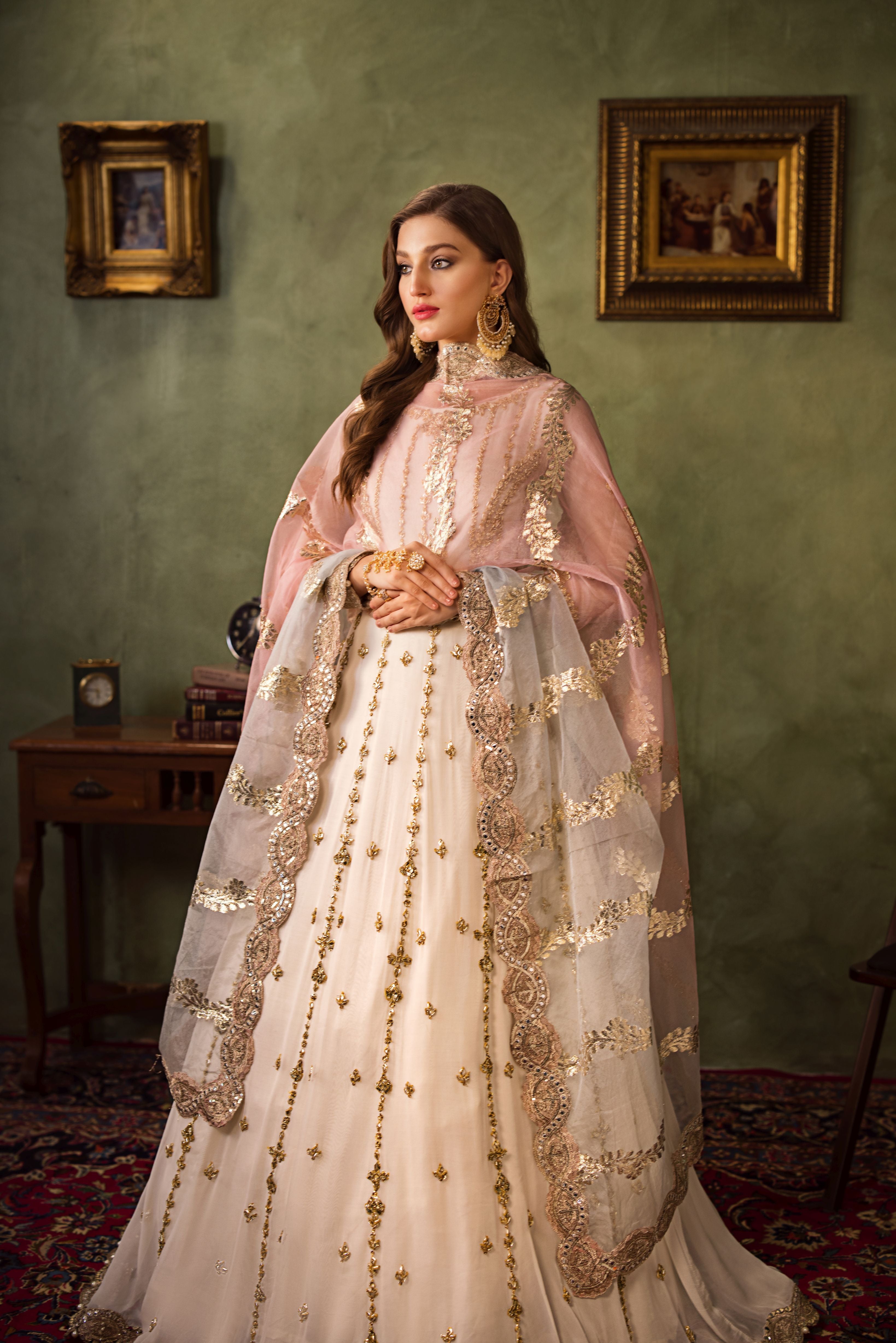 Luxury Formal Zareen Silhouettes by Aroosh ZR1