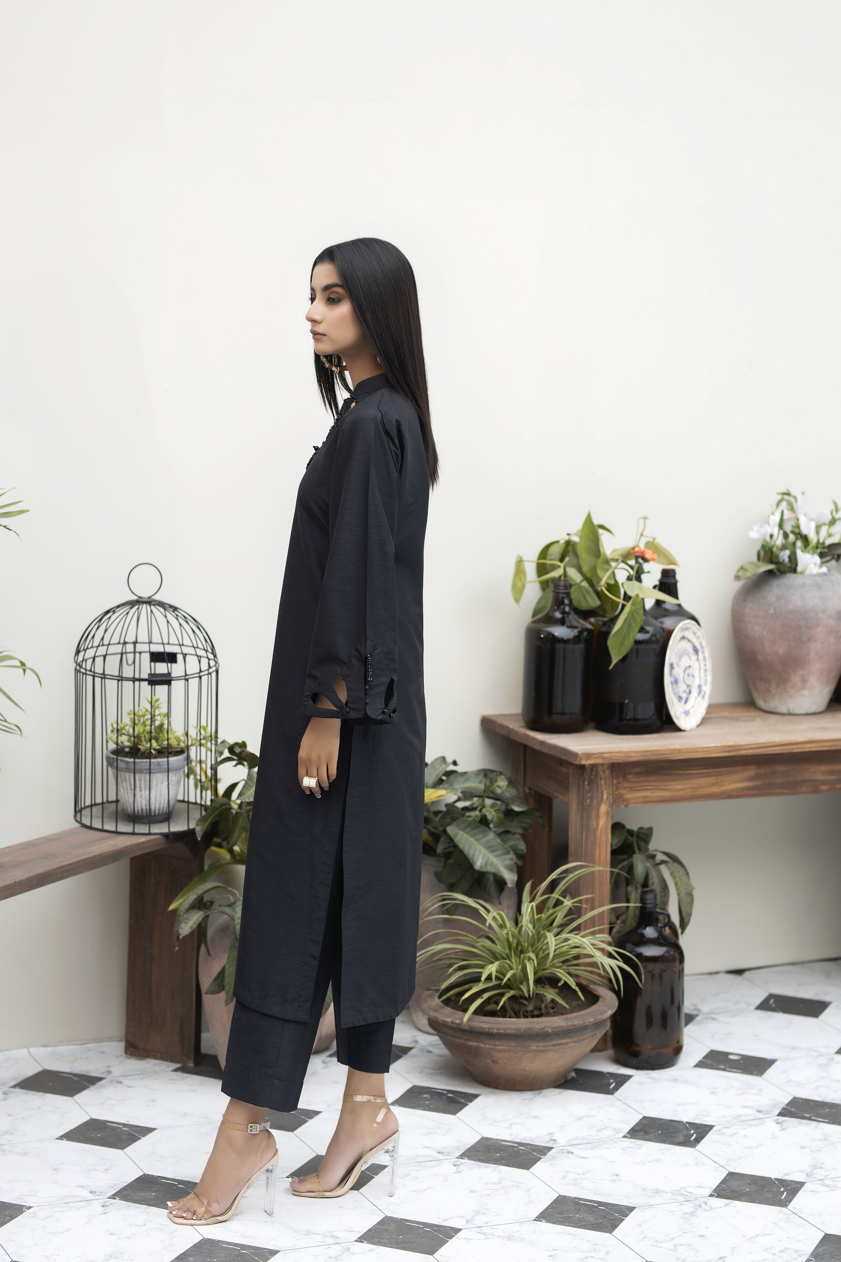Luxury Solids by AIN LSA4