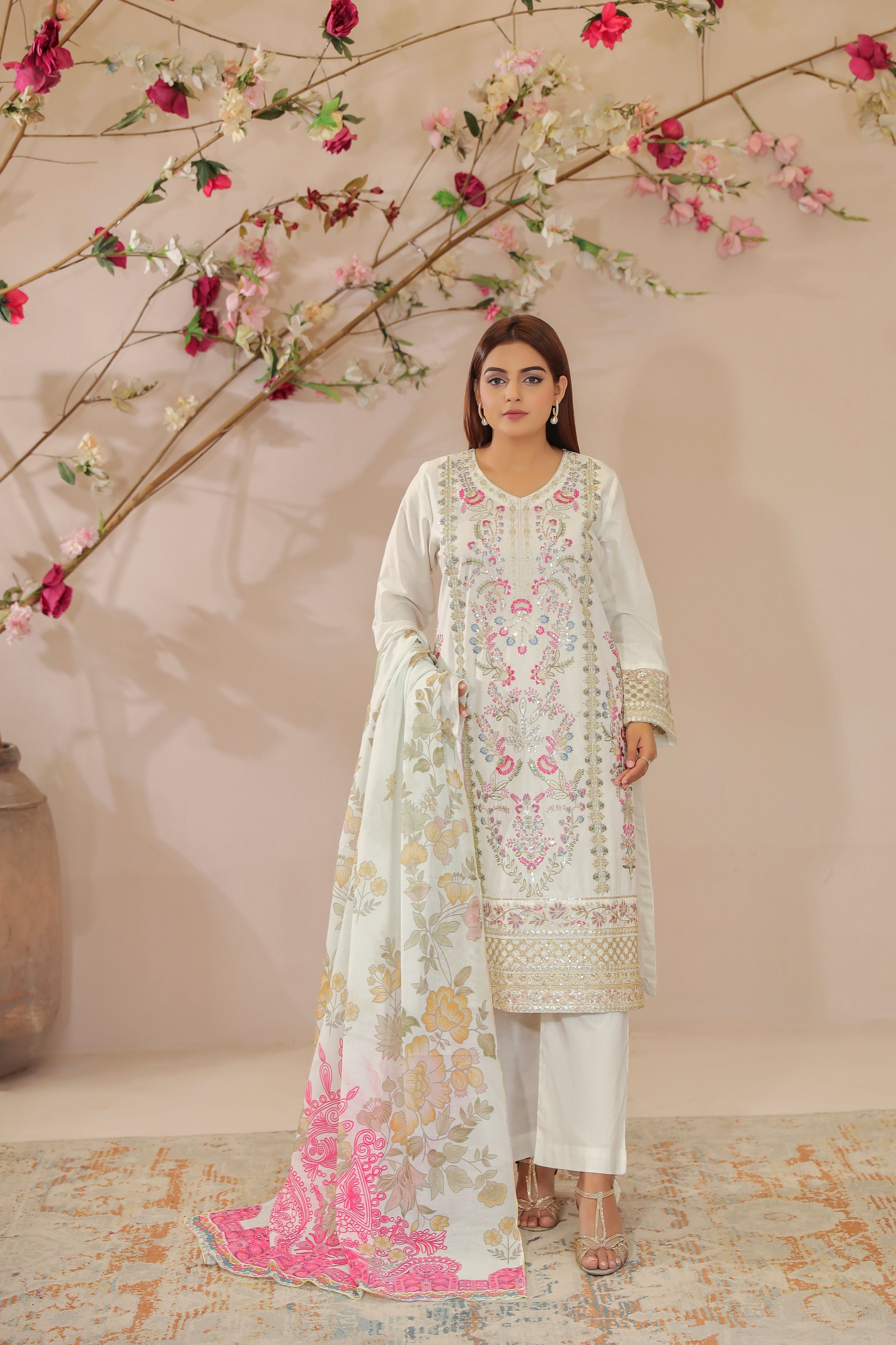Hunar 3pc Ready to Wear Cotton Floral Embroidered Suit with Dupatta ESH9