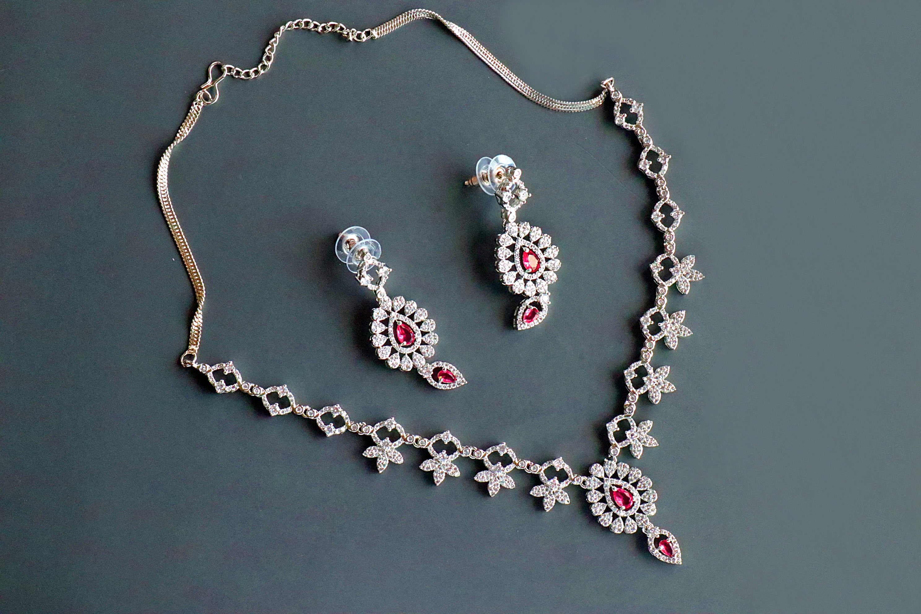 Gul Warun Ruby Radiance Crystal Necklace & Earrings Set GJ2