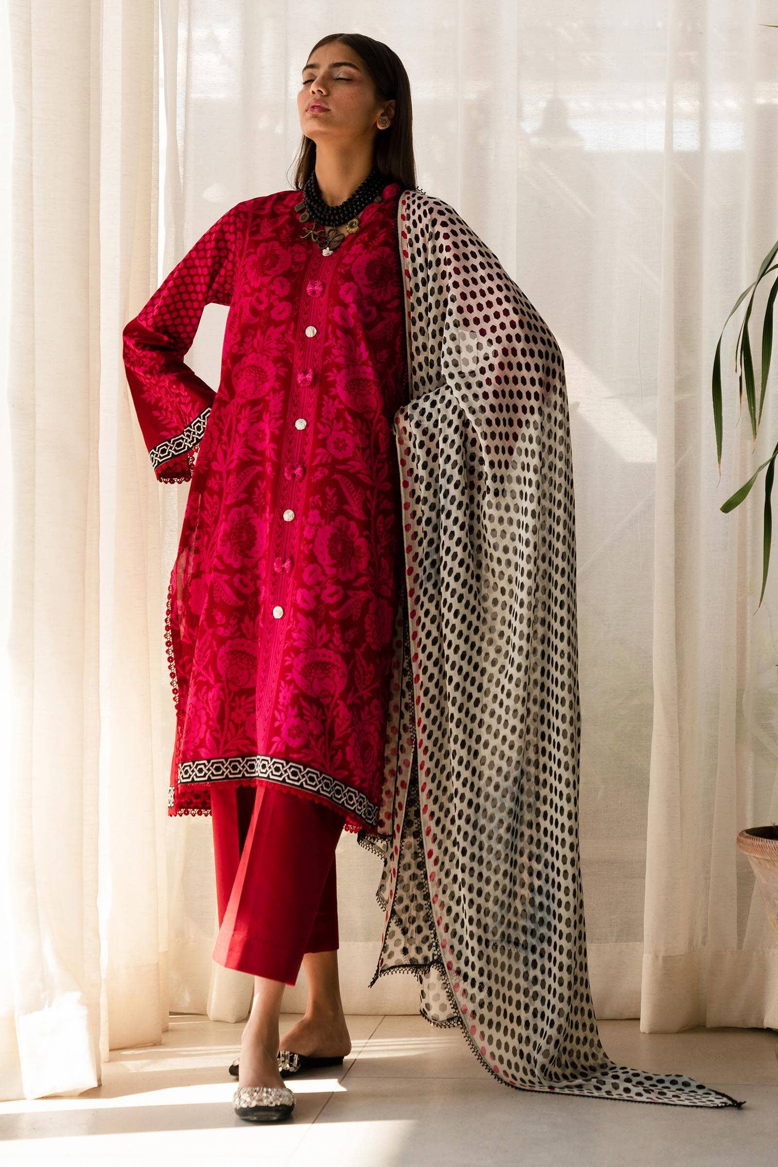 Sana Safinaz Mahay Spring '24 10A