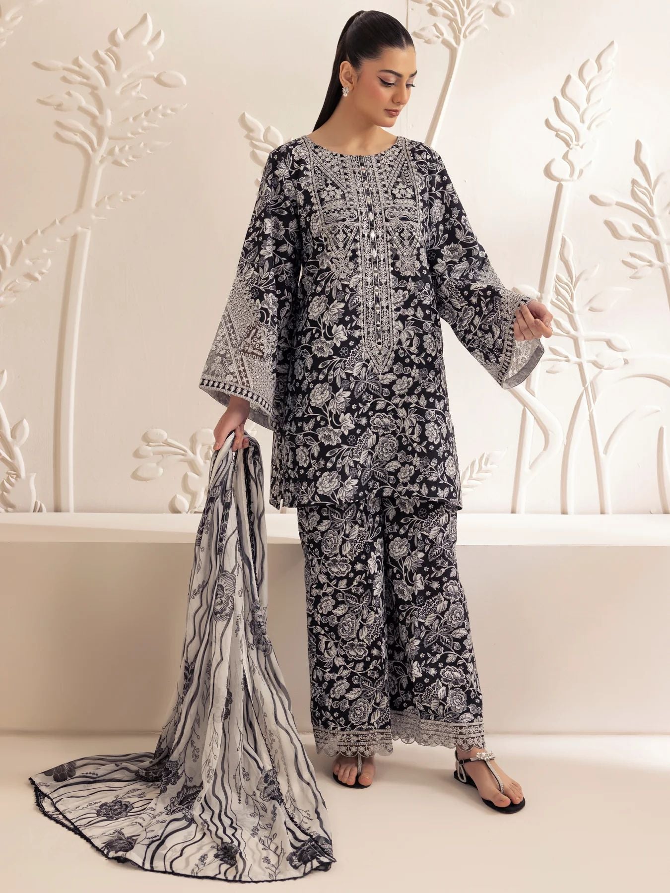 Mohagni 3pc Ready to Wear Silk Lawn Suit with Silk Dupatta LMB8