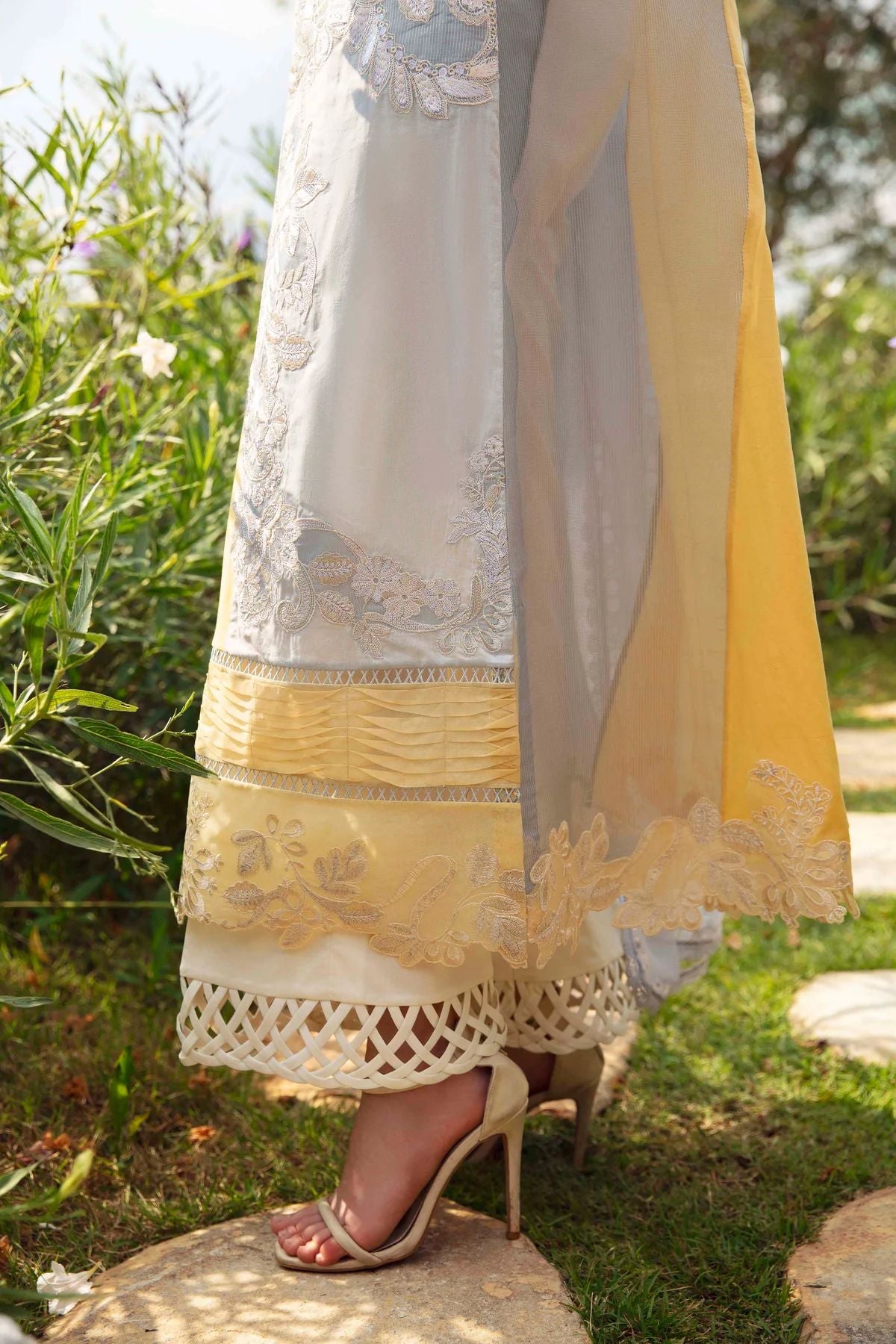 Sable Luxury Ready to Wear Lawn 24 LEENA 11