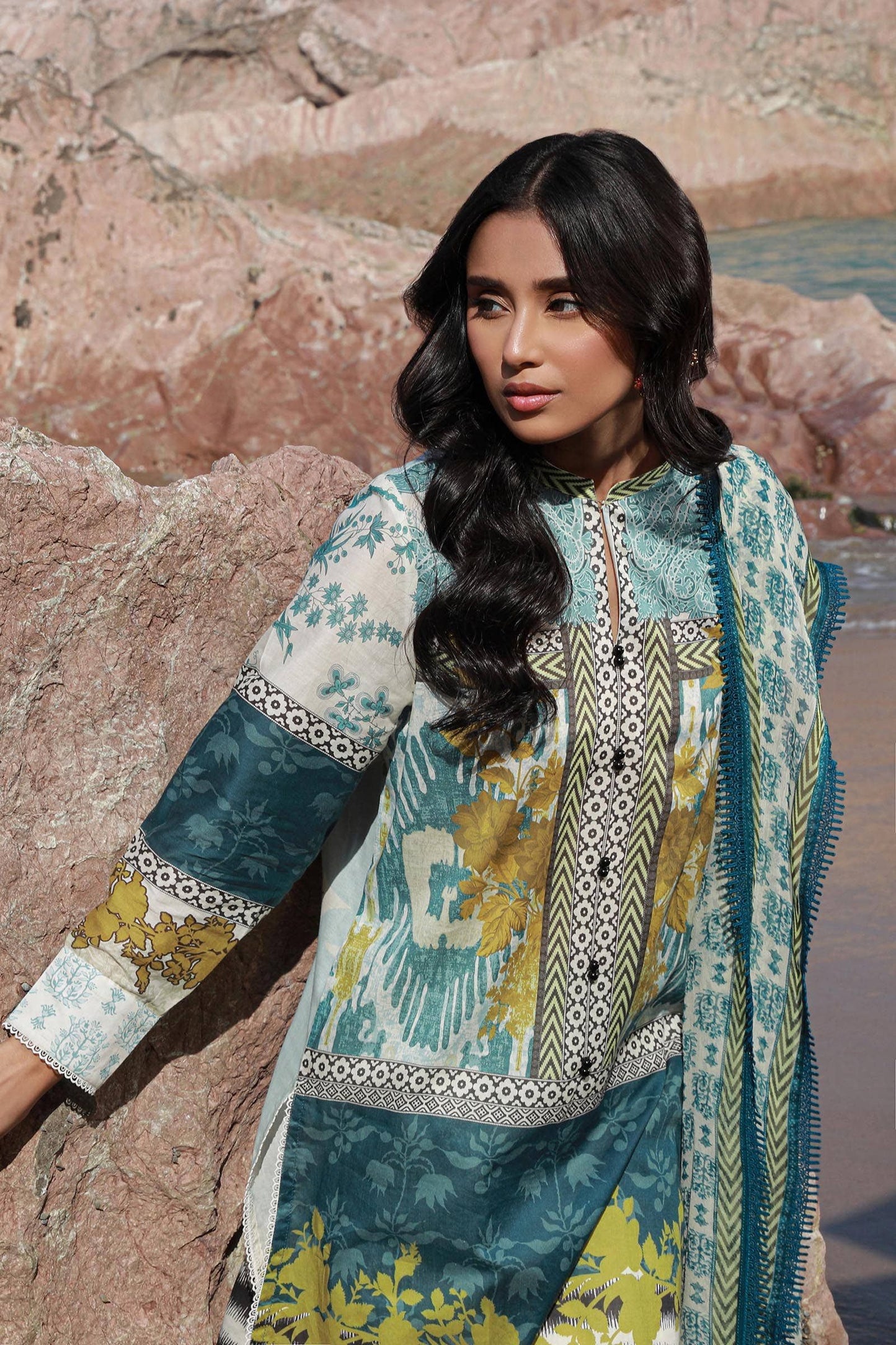 Sana Safinaz Mahay Spring '24 15A