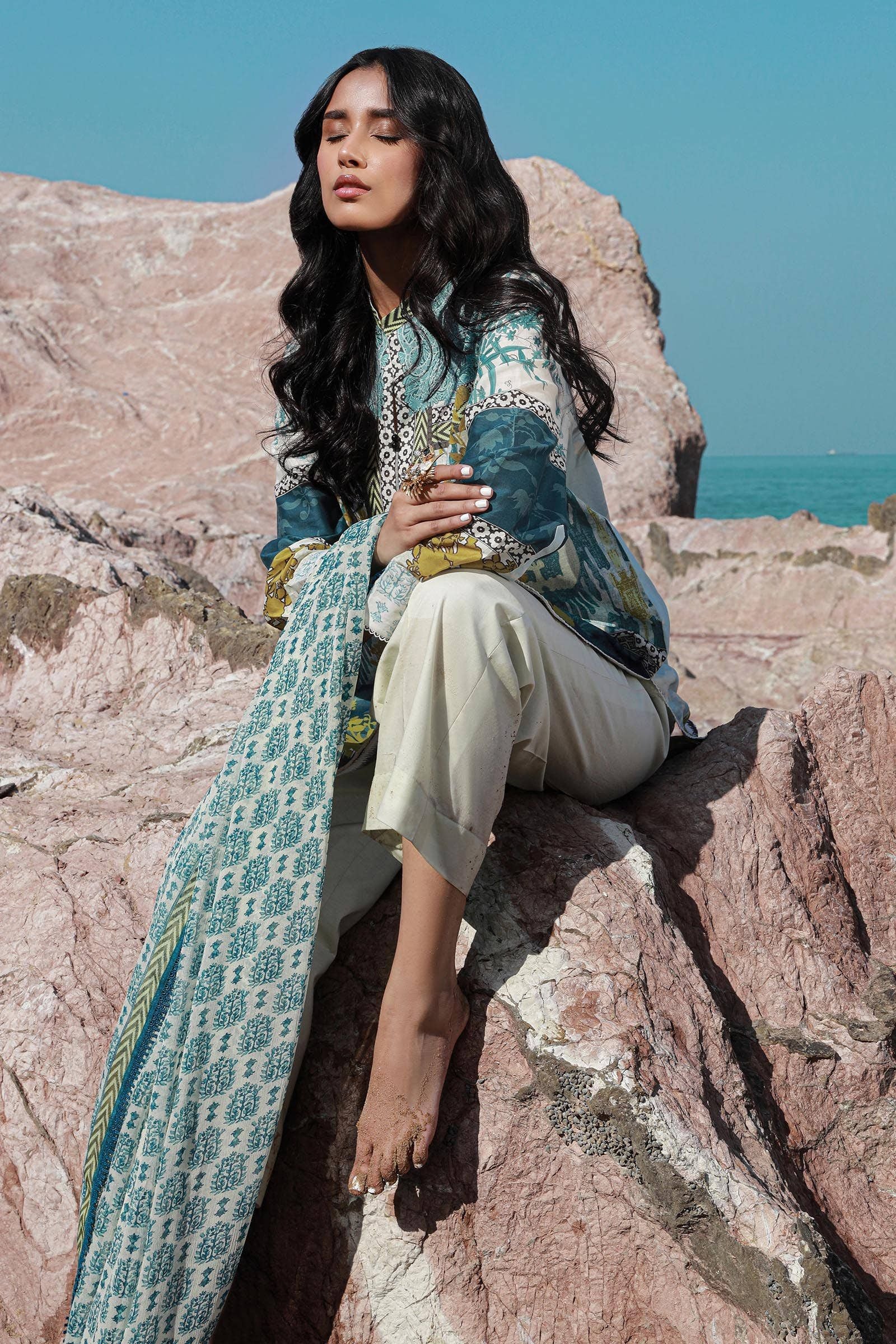 Sana Safinaz Mahay Spring '24 15A