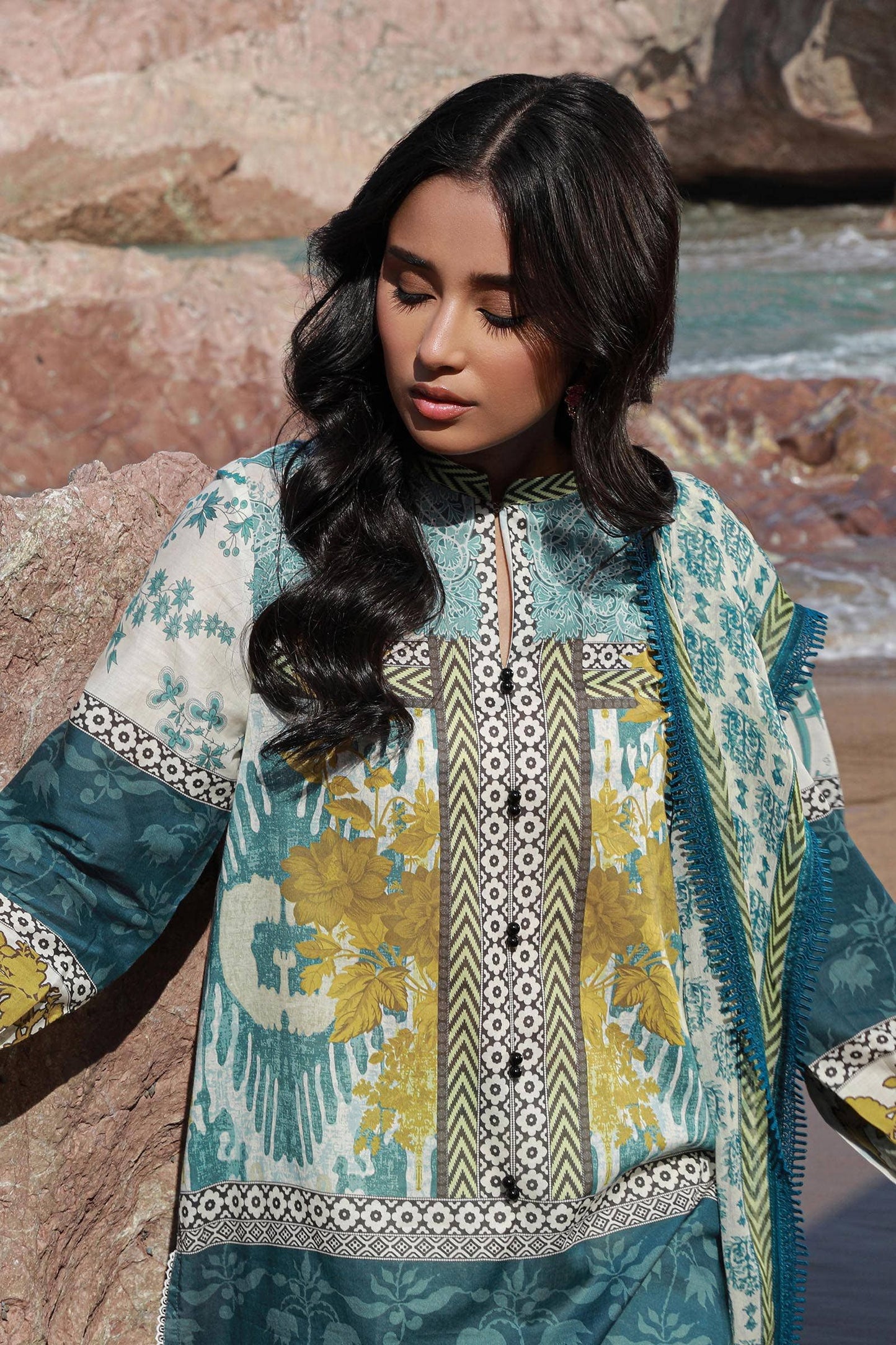Sana Safinaz Mahay Spring '24 15A