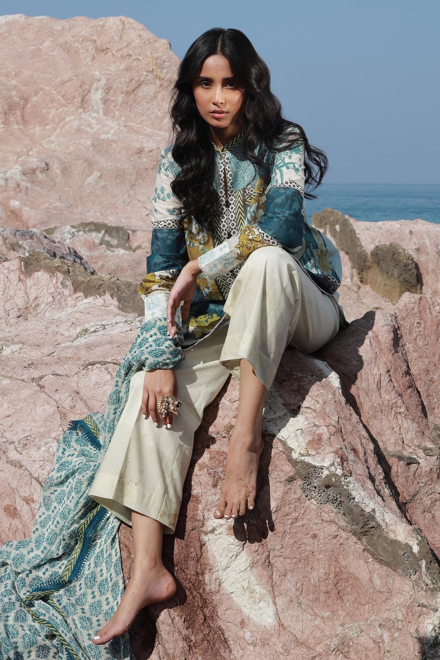 Sana Safinaz Mahay Spring '24 15A