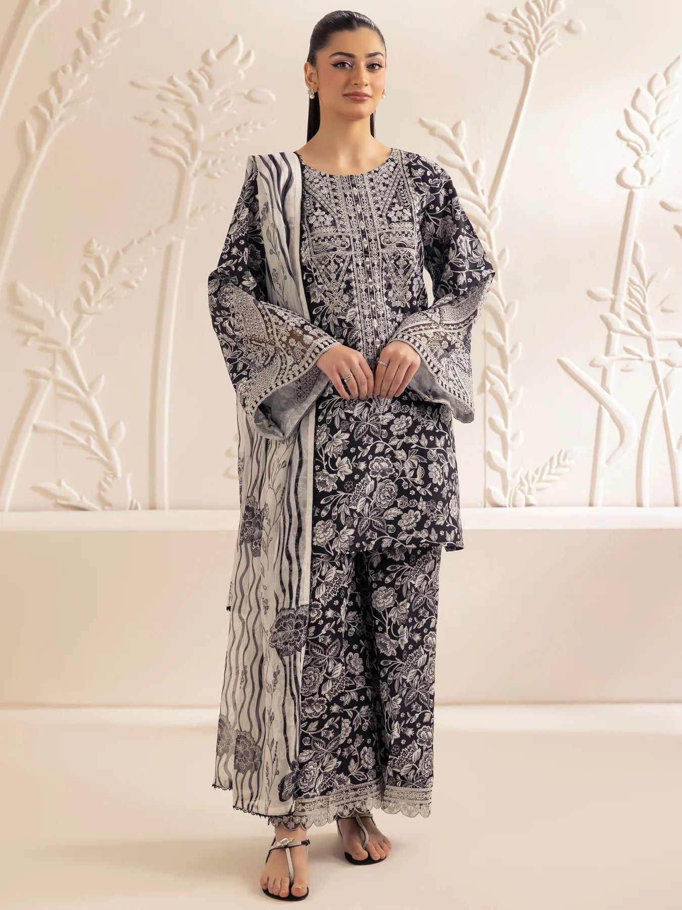 Mohagni 3pc Ready to Wear Silk Lawn Suit with Silk Dupatta LMB8