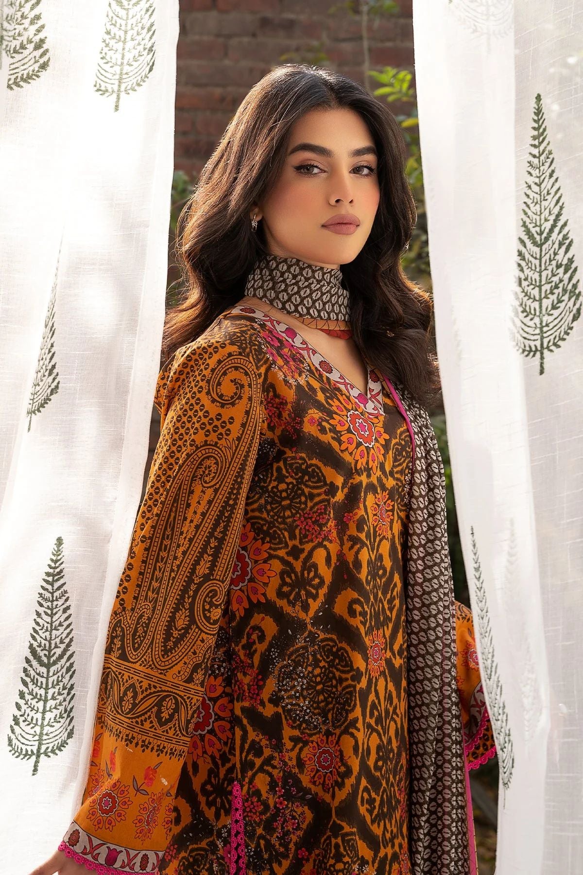 Charizma C-Print Lawn CP4-20