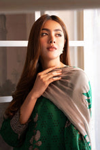 Charizma C-Print Lawn CP4-21