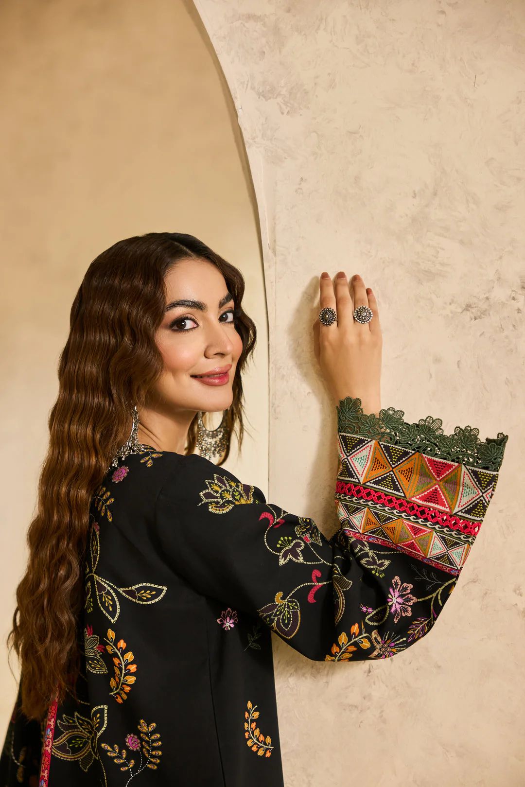 Linen by Florent – 3pc Black Winter Embroidered Suit with Shawl NAF16