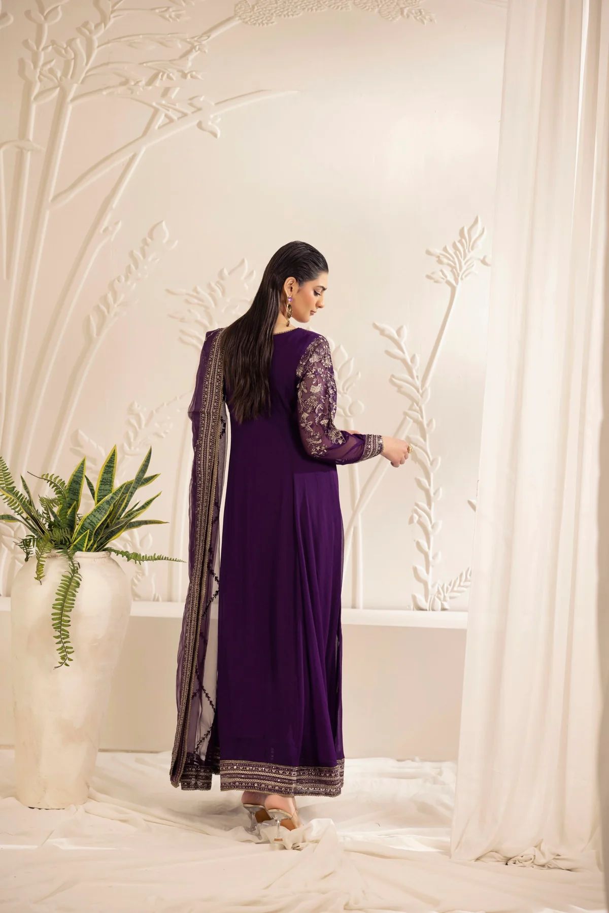 Muse13 – Ready to Wear Purple Chiffon Embroidered Long Shirt with Raw Silk Trousers by Mohagni