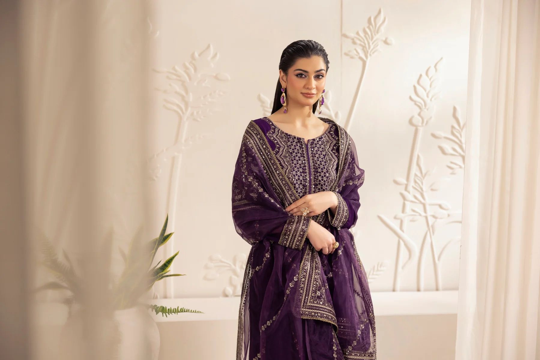 Muse13 – Ready to Wear Purple Chiffon Embroidered Long Shirt with Raw Silk Trousers by Mohagni