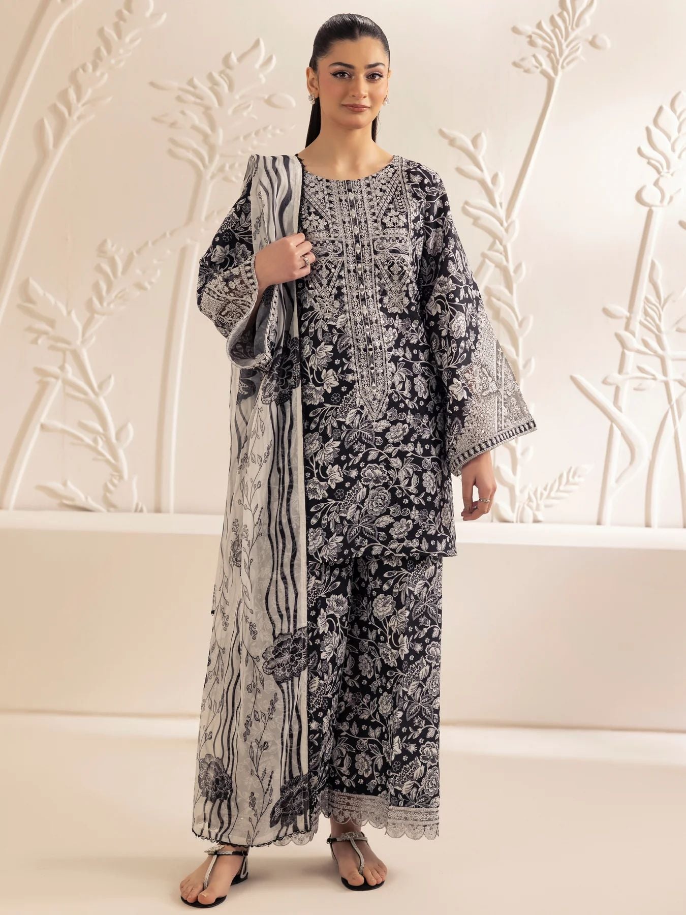 Mohagni 3pc Ready to Wear Silk Lawn Suit with Silk Dupatta LMB8