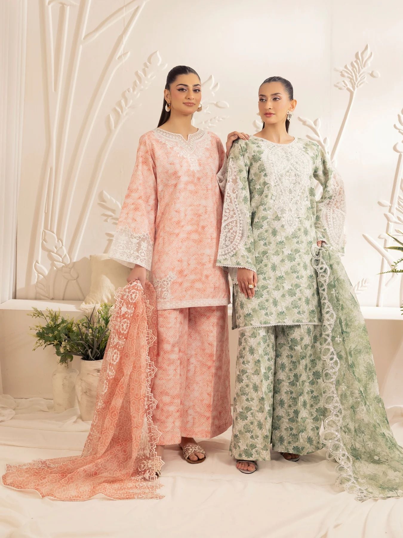 Muse04 – Peach Bloom | 3pc Silk Lawn Printed & Embroidered Suit with Organza Dupatta by Mohagni