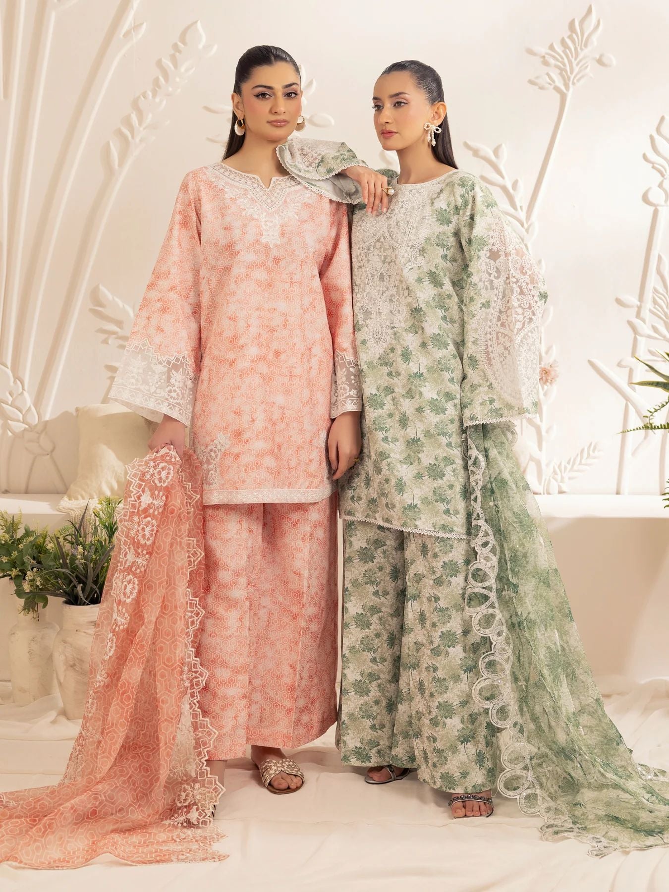 Muse04 – Peach Bloom | 3pc Silk Lawn Printed & Embroidered Suit with Organza Dupatta by Mohagni