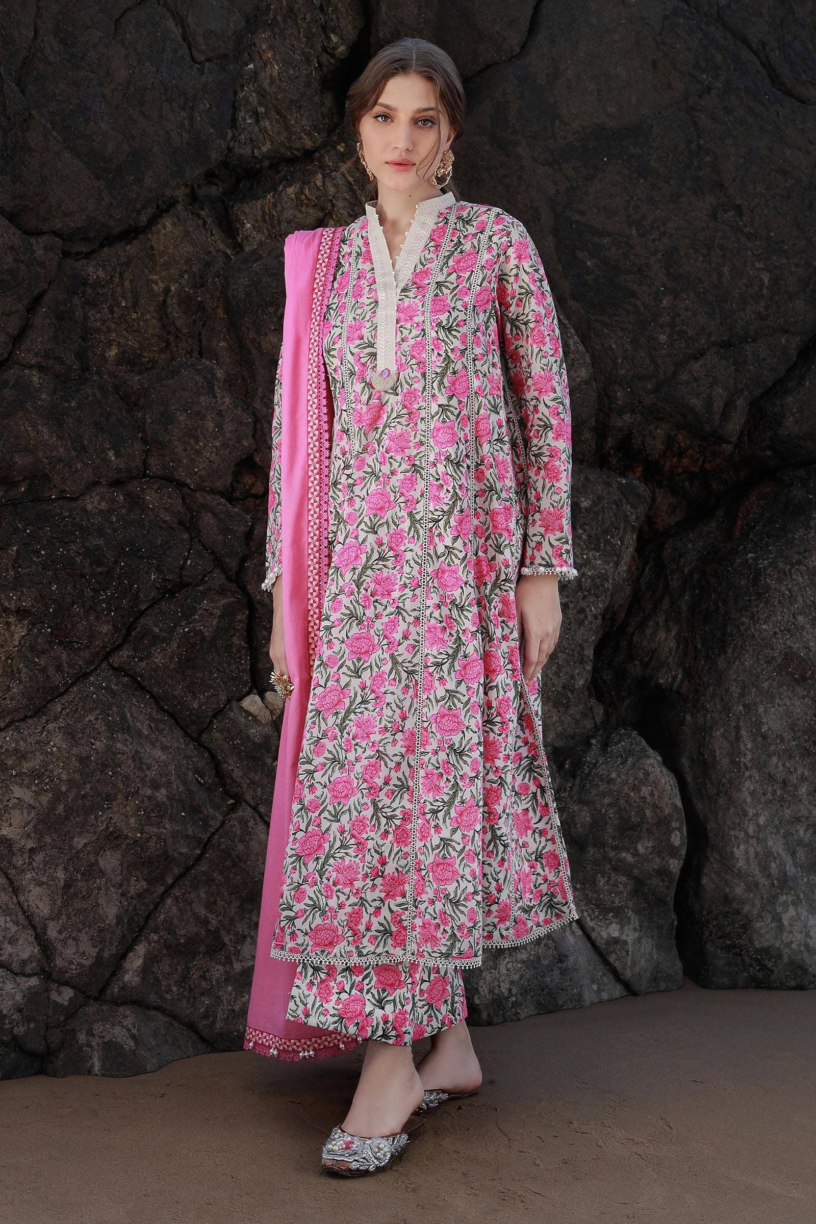 Sana Safinaz Mahay Spring '24 4A